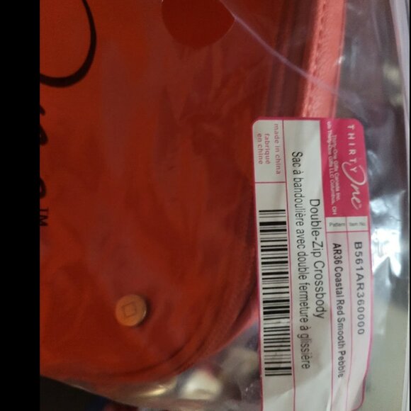Thirty One DOUBLE ZIP CROSSBODY Coastal Red Smooth Pebble New - Picture 3 of 3